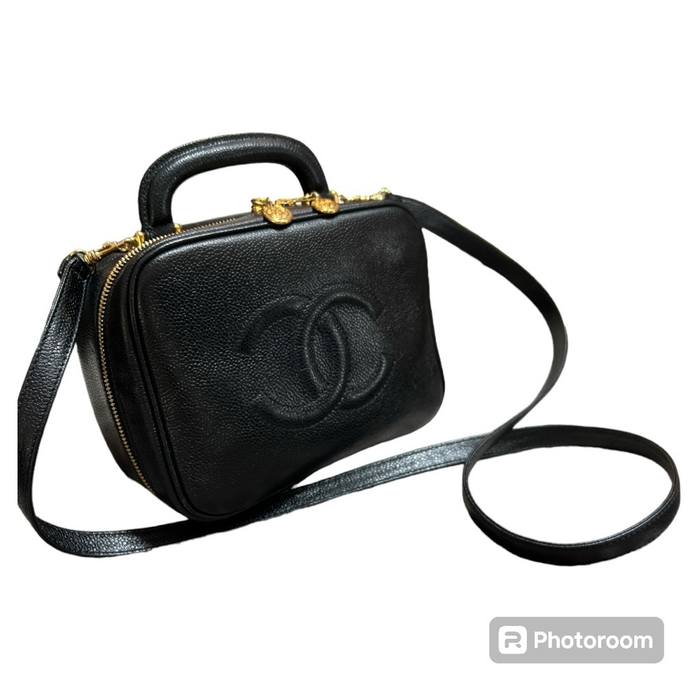CHANEL Vintage lunchbox vanity bag case circa 1997 black caviar gold hardware